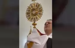 ¿Milagro eucarístico en Bogotá, Colombia? 2 Sin titulo 3