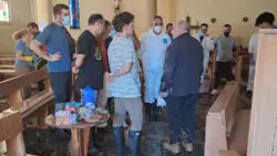 Arzobispo de Valencia visita zonas afectadas por inundaciones de Dana, en España 2 benavdana