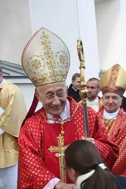 Cardenal Ruini habló de todo: sus tentaciones, celibato, sacerdotisas, relación con Bergoglio, Wojtyla 3 6 1