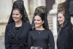 mantilla2