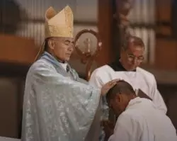 De médico a sacerdote: la historia de un panameño ordenado en la Basílica de Guadalupe 2 5 7