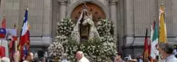 En el Día de Oración por Chile, 10.000 personas honran a la Virgen del Carmen 2 8 3