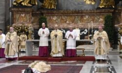 Papa al ordenar nuevo nuncio en Irak: la diplomacia nace del Evangelio y se nutre de la oración 1 ordenacao episcopal nuncio iraque 700x419 1