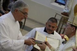 Los Blanchard: Padre y Dos Hijos Llamados por Dios. ¿Un Milagro Familiar? 2 6916474c49bb7