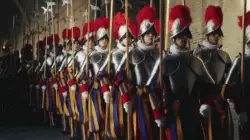 Las misiones secretas de la Guardia Suiza salen a la luz en documental de Famiplay 2 GUARDIA132456