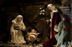 Condenado ocho veces por poner un Belén: el alcalde francés que no se rinde ante el laicismo 3 IMG 8327 1