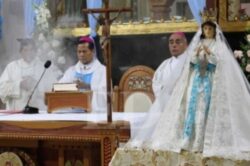 Centenas de miles fueron a honrar a la Virgen de Cotoca, en Bolivia 2 Sin titulo 9