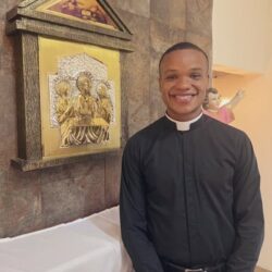 “Decretar no es confiar”: un sacerdote recuerda que solo la voluntad de Dios conduce a la verdadera paz 2 padreMELSONGwagKB1s