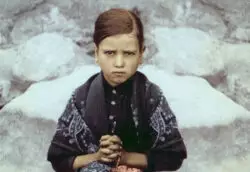 Santa Jacinta Marto, obra de arte de Dios, de la Virgen de Fátima, la del amor puro 2 5 4