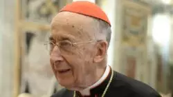 Cardenal Ruini: El problema de Ratzinger fue el gobierno; el de Francisco poco caso a la tradición 2 6 1