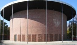 La caída en picada de la Iglesia alemana: solo 25 nuevos presbíteros y 300.000 fieles menos 2 3 4