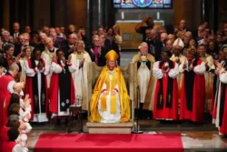 Sarah Mullally, la primera mujer arzobispa de Canterbury: el anglicanismo, comunión dividida 2 656205867 1538508294312076 8292425473873127690 n 700x467 1