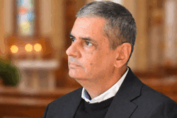 "El hospital fue mi seminario": enfermero de 56 años inicia su camino hacia el sacerdocio 2 ChatGPT Image 31 mar 2026 05 08 47 p.m