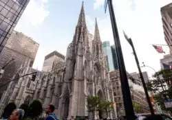 Encuesta dice que cae drásticamente apoyo de católicos a administración Trump 2 dana andreea gheorghe TjtC7hs3Pgc unsplash