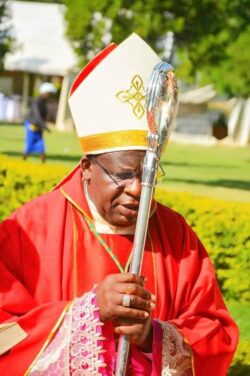 “Sin sacramentos no hay Iglesia”: Obispo de Kenia exhorta a los fieles a la vida sacramental 2 491928754 1216152207182008 6694018152608016096 n