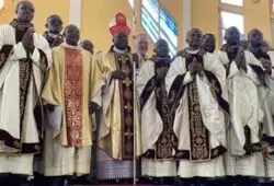 8 nuevos sacerdotes en Camerún: “Tú eres sacerdote eterno según el rito de Melquisedec” (Sl 109, 4) 2 6 9