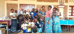 “Si pensara en mi confort, sí me volvería a España”: misionero de 77 años, que enfrenta ébola y guerra en el Congo 1 Francisco Ostos