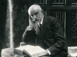 Huysmans photo Andre Taponier