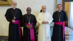 “Mons. Osório es Mártir de la Fe”, afirman obispos de Mozambique en el Vaticano 2 Dom Osorio e Martir da Fe afirmam bispos de Mocambique no Vaticano 3