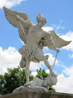 San Miguel Arcángel, reconocido por ley como guardián espiritual de Dourados, Brasil 2 IMG 7259 JPB