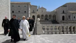 El Papa León XIV visita la Abadía de Montecassino y ora por la paz mundial 3 Papa Leao XIV visita Abadia de Montecassino e reza pela paz mundial 3