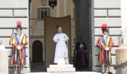 Papa angelus castel gandolfo vatican media