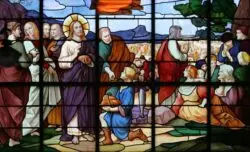 ¡Dios no abandona a quienes lo siguen con entusiasmo! - Comentario al evangelio dominical 2 Milagre da multiplicacao Parroquia de S Sulpice Fougeres Francia SH mjvf 696x424 1
