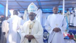 Mozambique: Miles de fieles participan en peregrinación al Santuario Mariano de Meconta 3 Mocambique Milhares de fieis participam de peregrinacao ao Santuario Mariano de Meconta 2