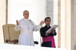 Papa resumen en la Audiencia su viaje a Francia: Jóvenes, “¡Vosotros sois los santos de Francia!” 3 4 2