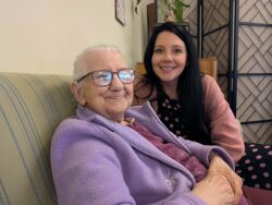 “¡No quiero la inyección de la muerte!”: dudas sobre sí una anciana en Canadá consintió en eutanasia 2 4