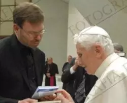 Card. Hollerich: Sinodalidad no es reversible - Teólogo Schwibach: ¿y por qué no? “La dictadura de lo ocurrido” 3 5 3
