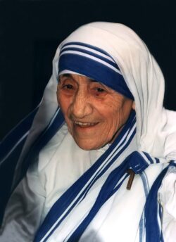 Madre Teresa de Calcuta 2 960px Mother Teresa 1 768x1058 1