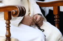 Papa León XIV se reunirá con niños en el Vaticano para rezar el Rosario por la paz 2 Papa Leao XIV se reunira com criancas no Vaticano para recitar o Terco pela paz